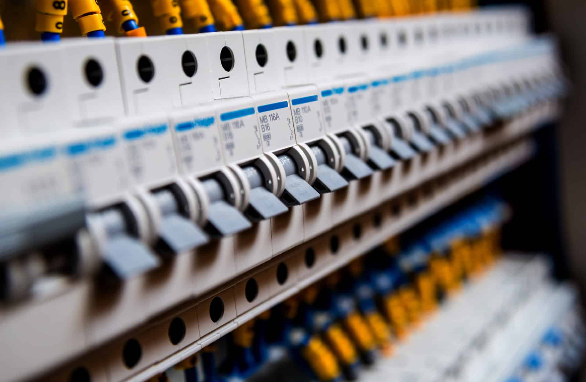elewo leistungen allgemeine gebaeudeinstallation hero